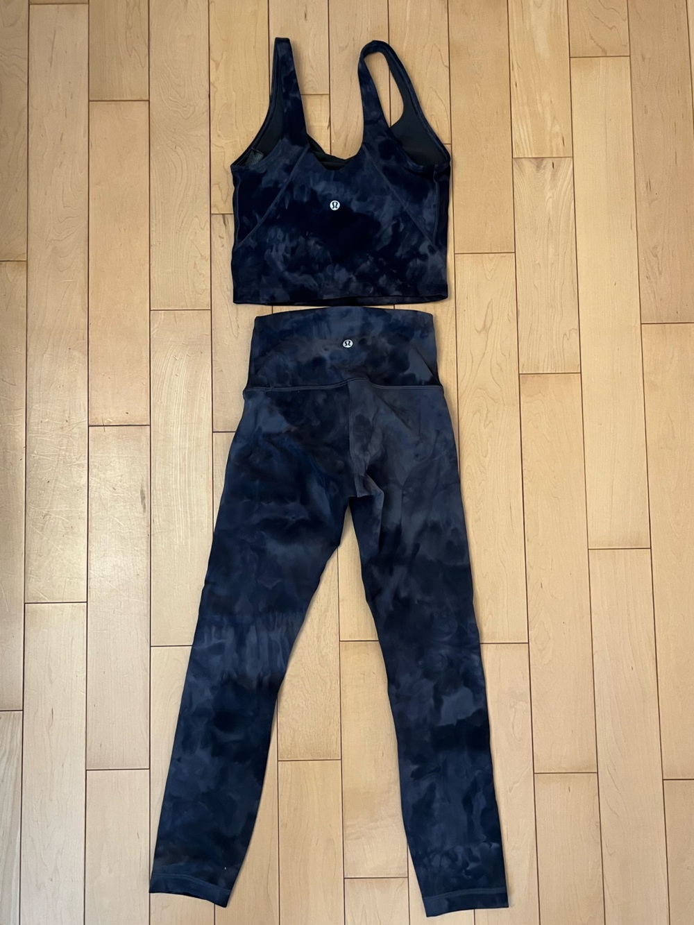 lululemon athletica Black Tie-Dye Crop Tank and High-Rise Leggings Set